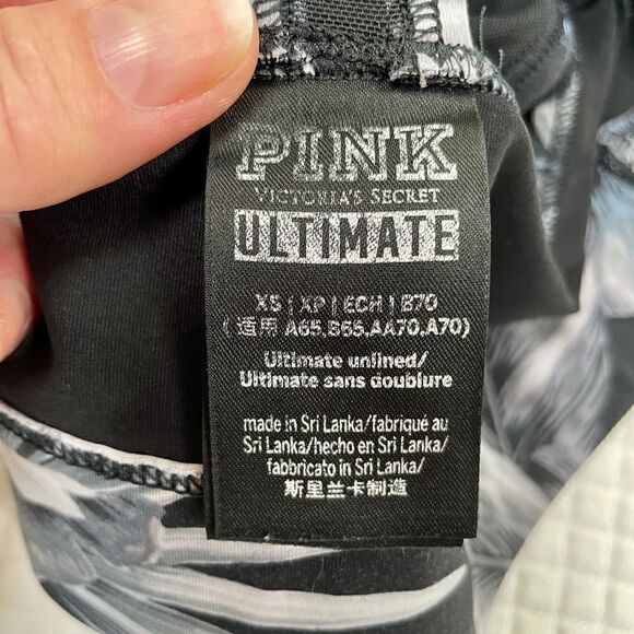 COPY - VS Pink ultimate unlined black white XS sports bra - Picture 4 of 6